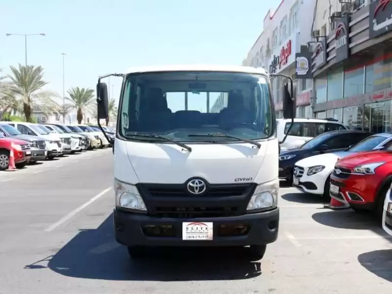 Utilisé Toyota Unspecified À vendre au Doha #6539 - 1  image 